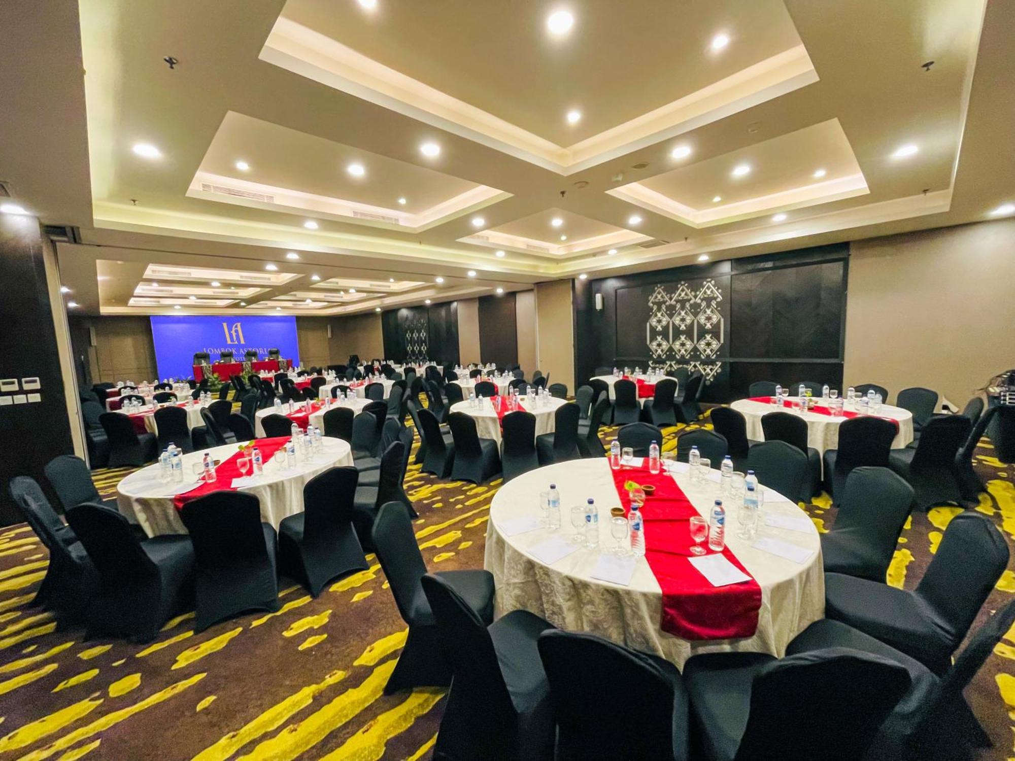 Lombok Astoria Hotel Mataram Dış mekan fotoğraf