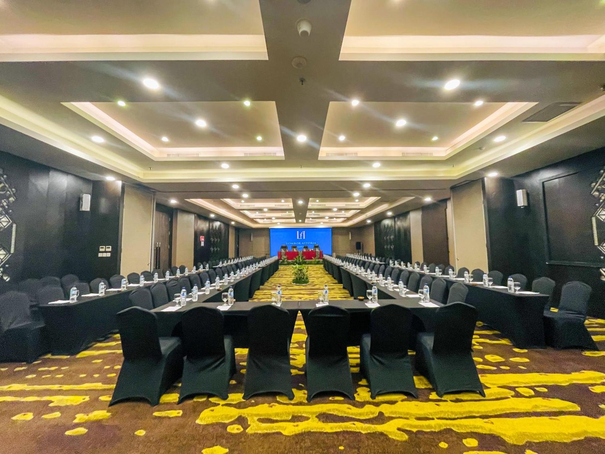 Lombok Astoria Hotel Mataram Dış mekan fotoğraf