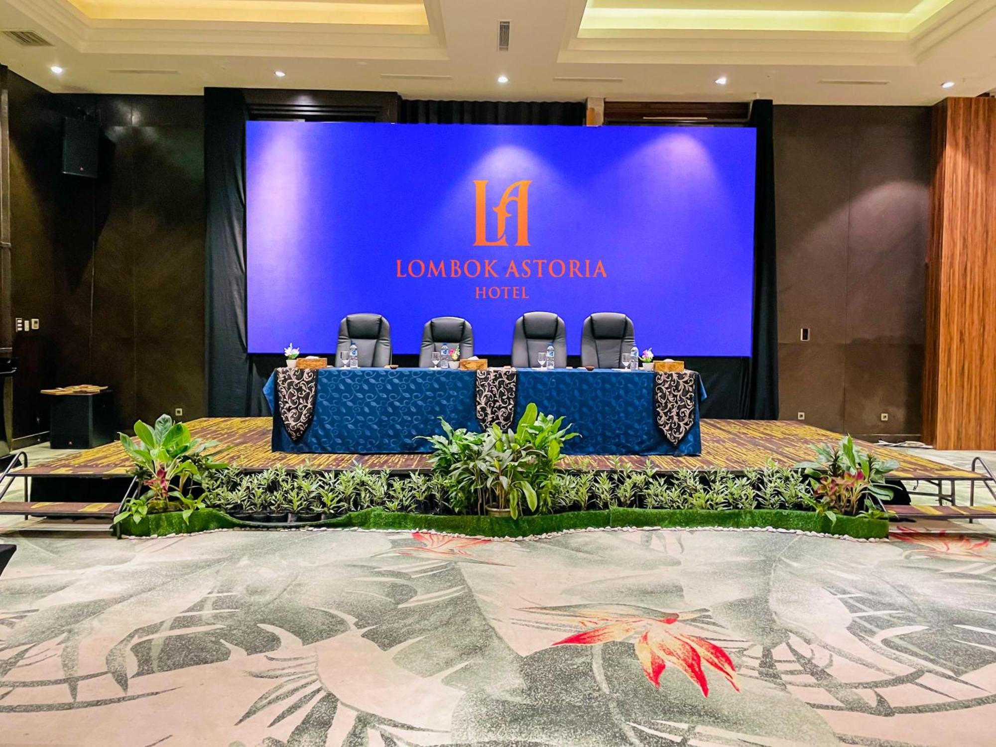 Lombok Astoria Hotel Mataram Dış mekan fotoğraf