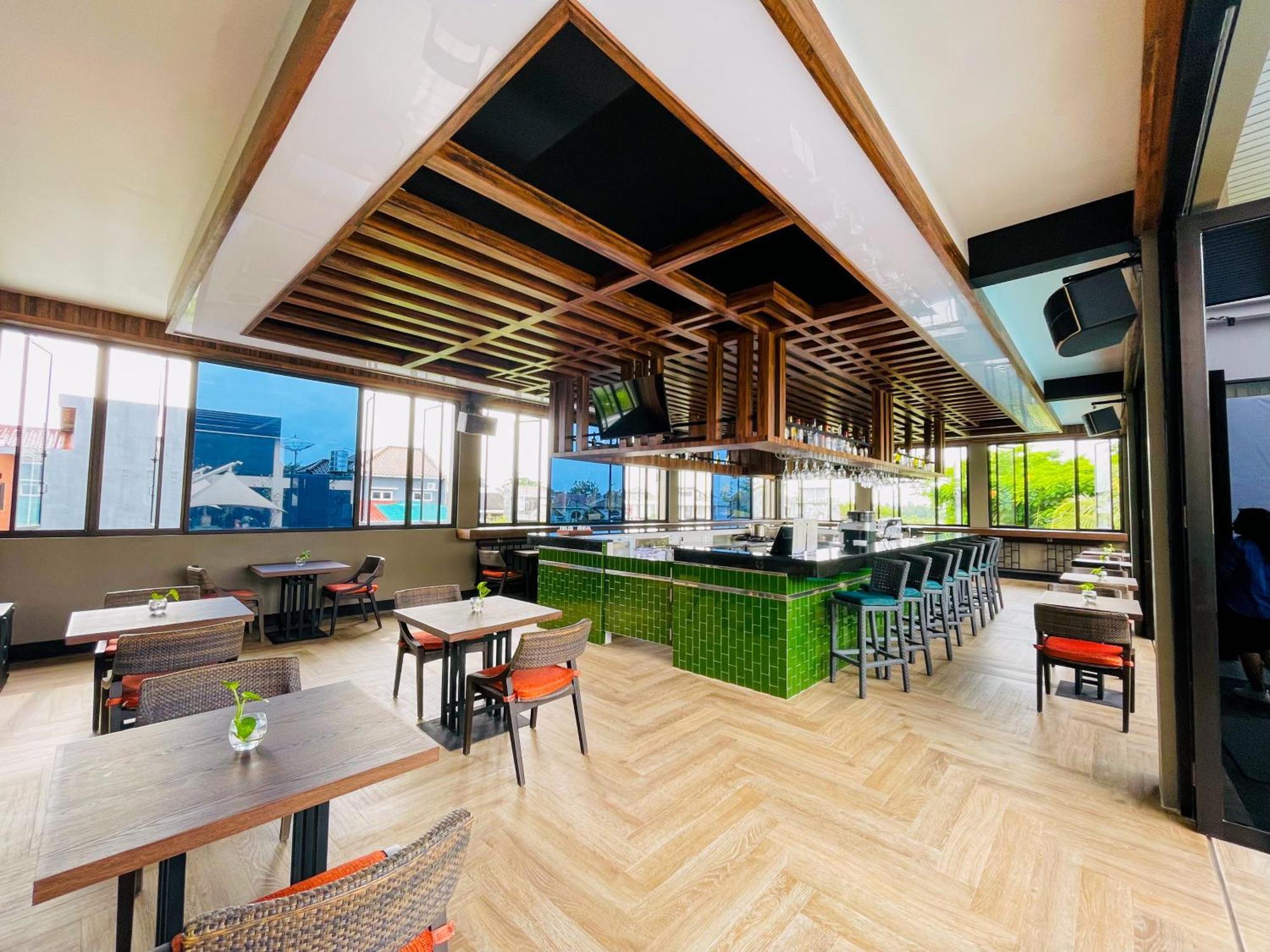 Lombok Astoria Hotel Mataram Dış mekan fotoğraf