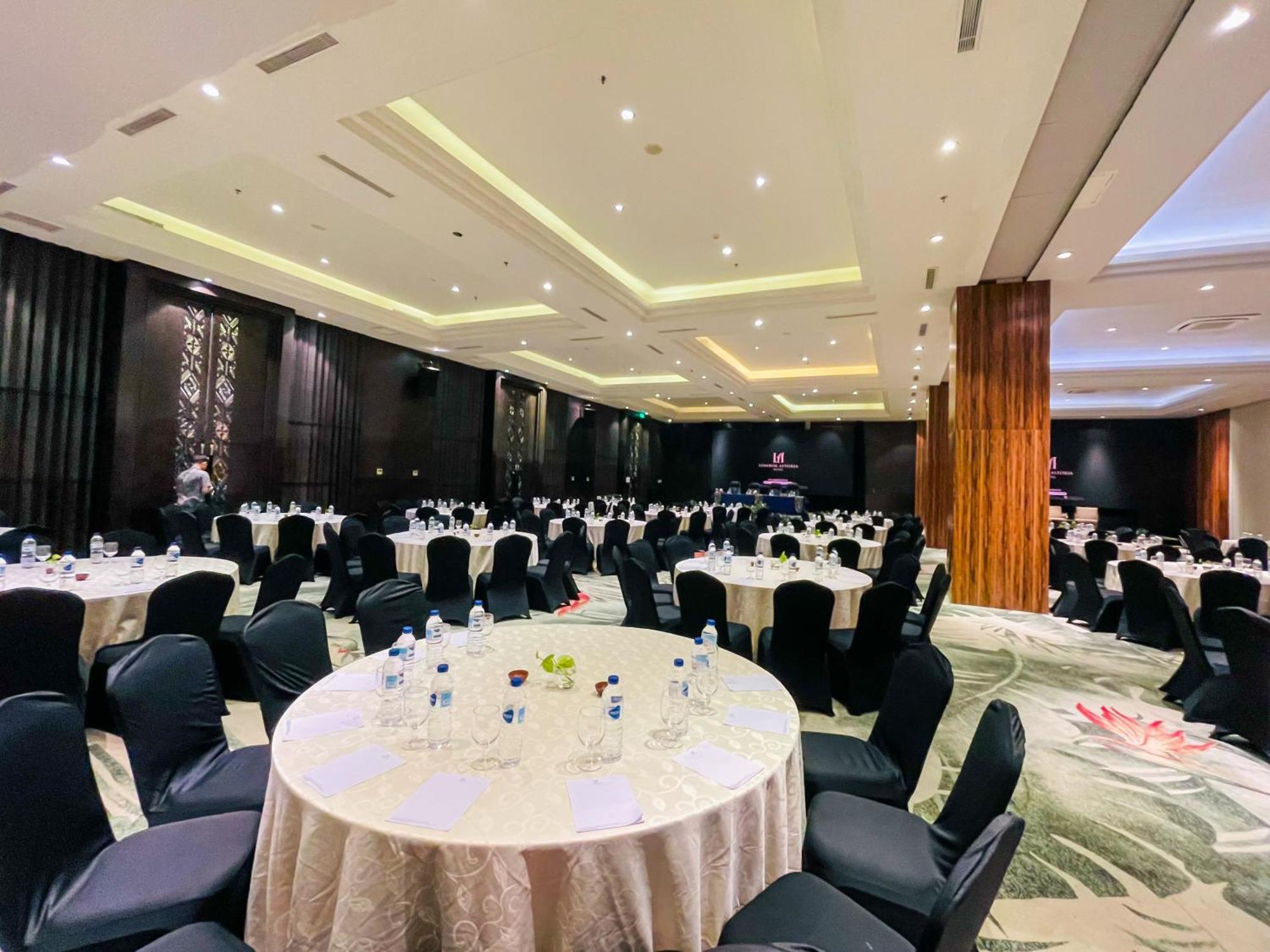 Lombok Astoria Hotel Mataram Dış mekan fotoğraf