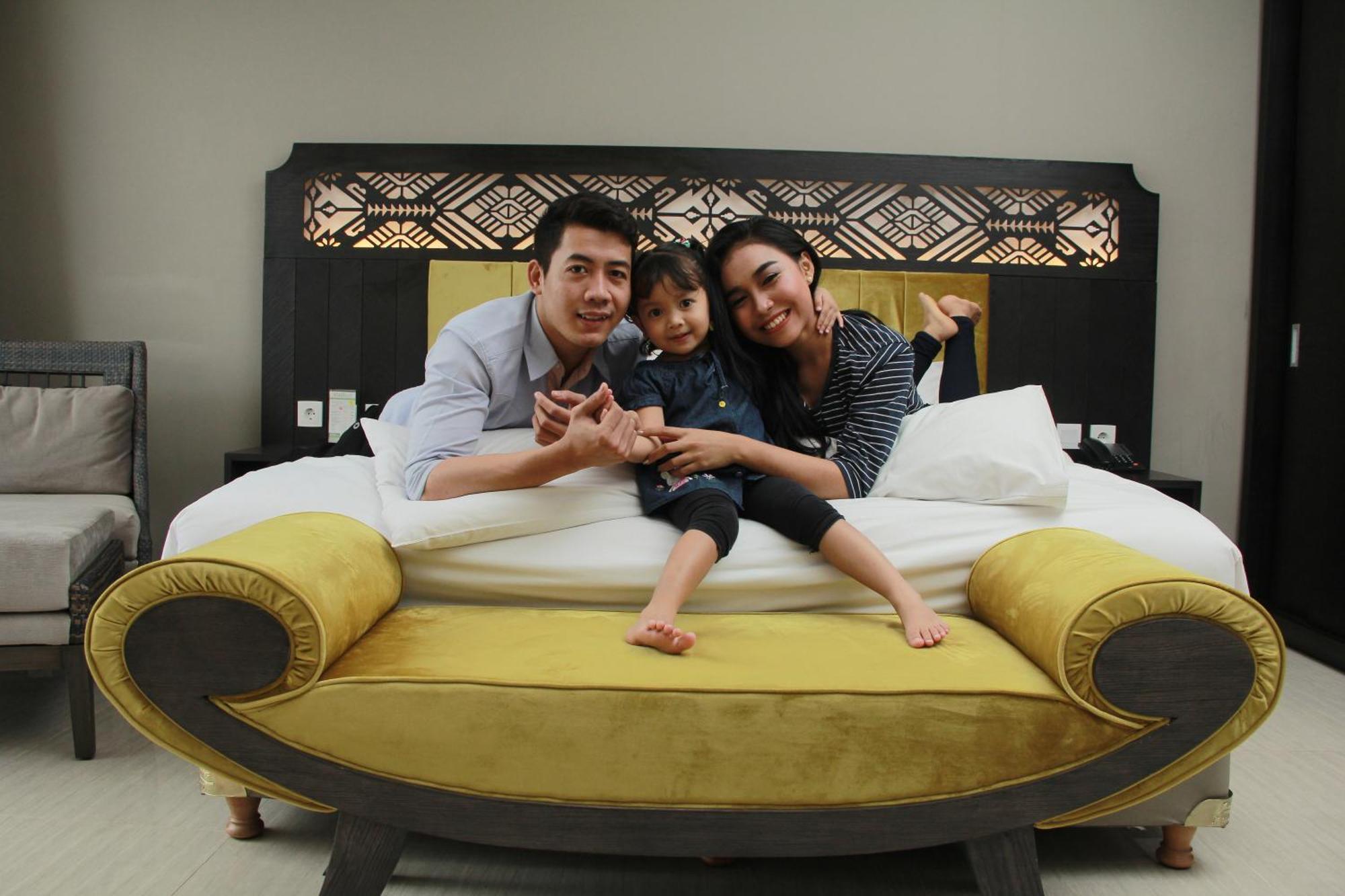 Lombok Astoria Hotel Mataram Oda fotoğraf